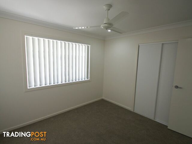 2/11 Storey Road KALLANGUR QLD 4503