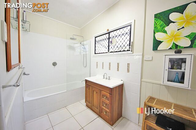 10 Frenchs Road PETRIE QLD 4502