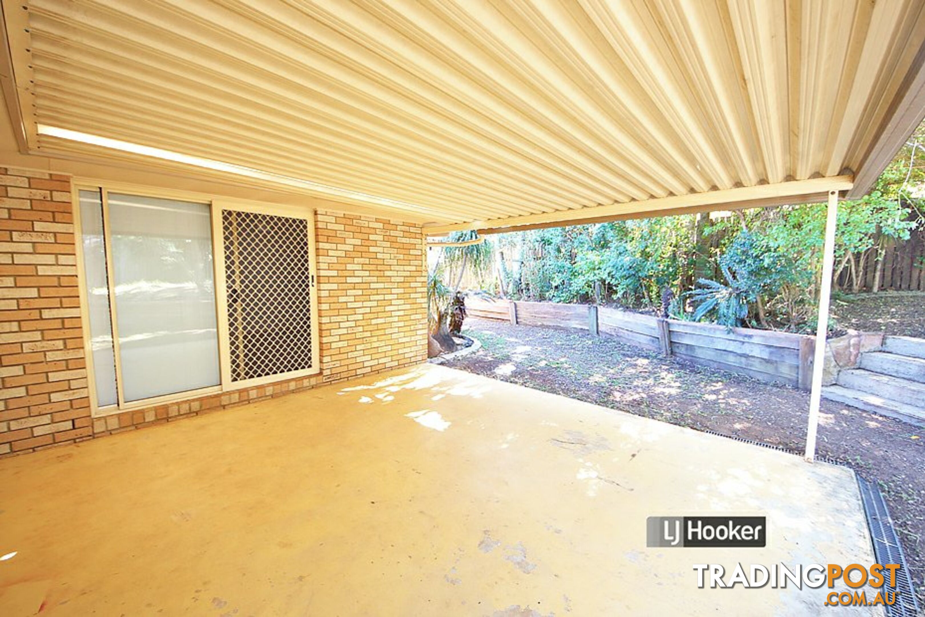 1 Poinciana Court KALLANGUR QLD 4503