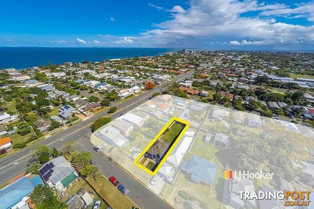 1 Frank Street SCARBOROUGH QLD 4020