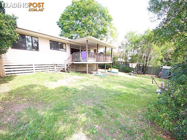 23 Chambery Road PETRIE QLD 4502