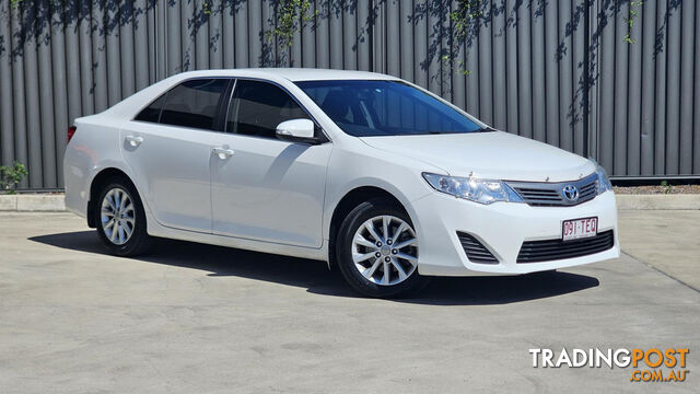 2013 TOYOTA CAMRY ALTISE  SEDAN