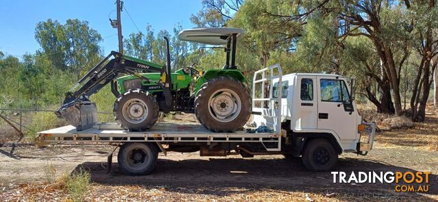 1992 Isuzu FSR 550 Tray Truck