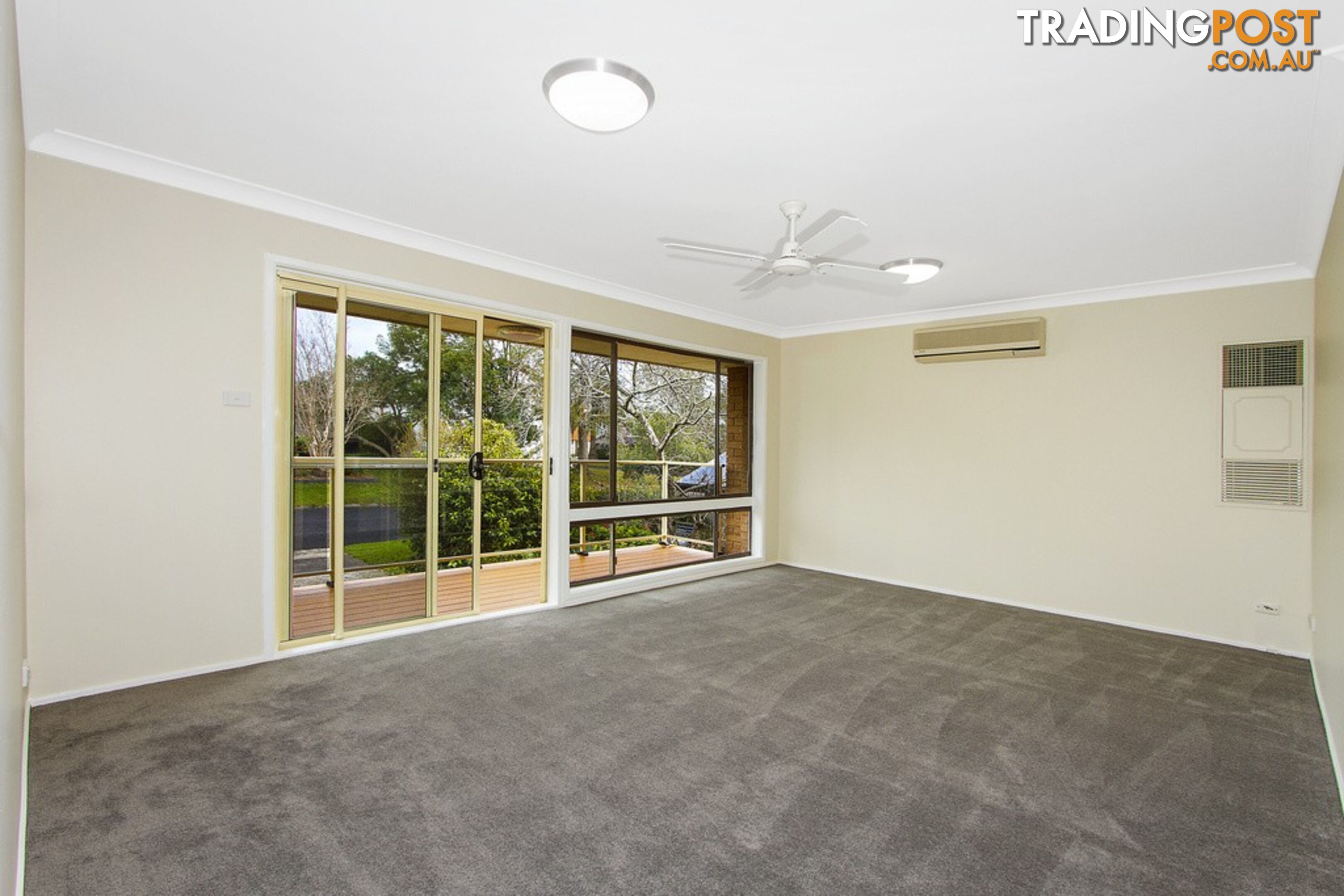 33 Collard Road POINT CLARE NSW 2250