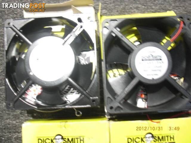 NEW DICK SMITH Y8499 12V 100MM ROTARY FAN NEW IN BOX - photo 4 of 4