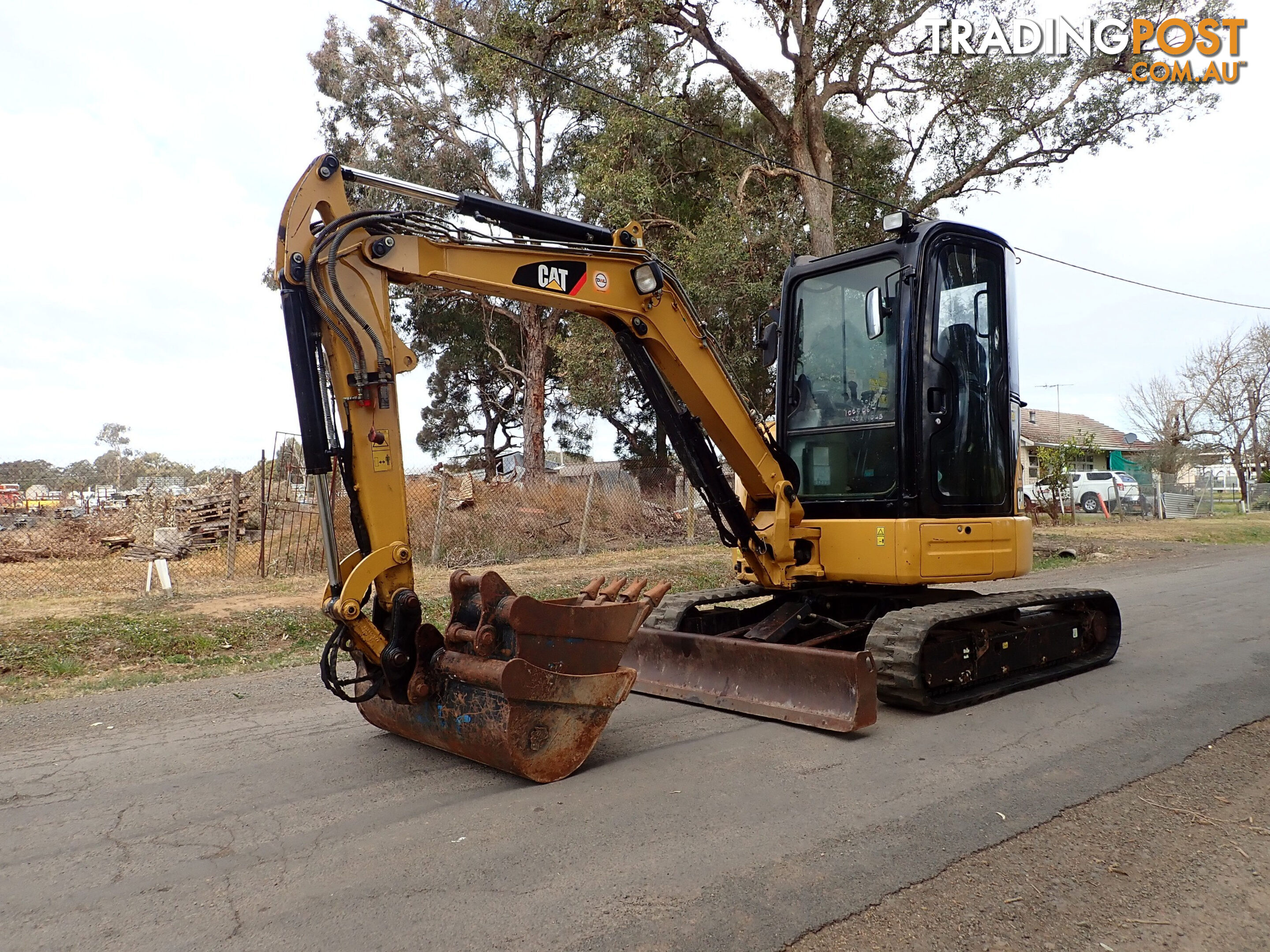 Caterpillar 304 Tracked-Excav Excavator