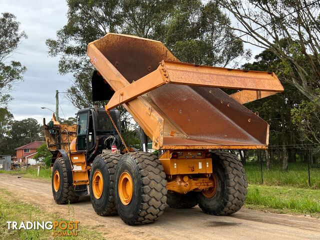 CASE 340 Articulated Off Highway Truck