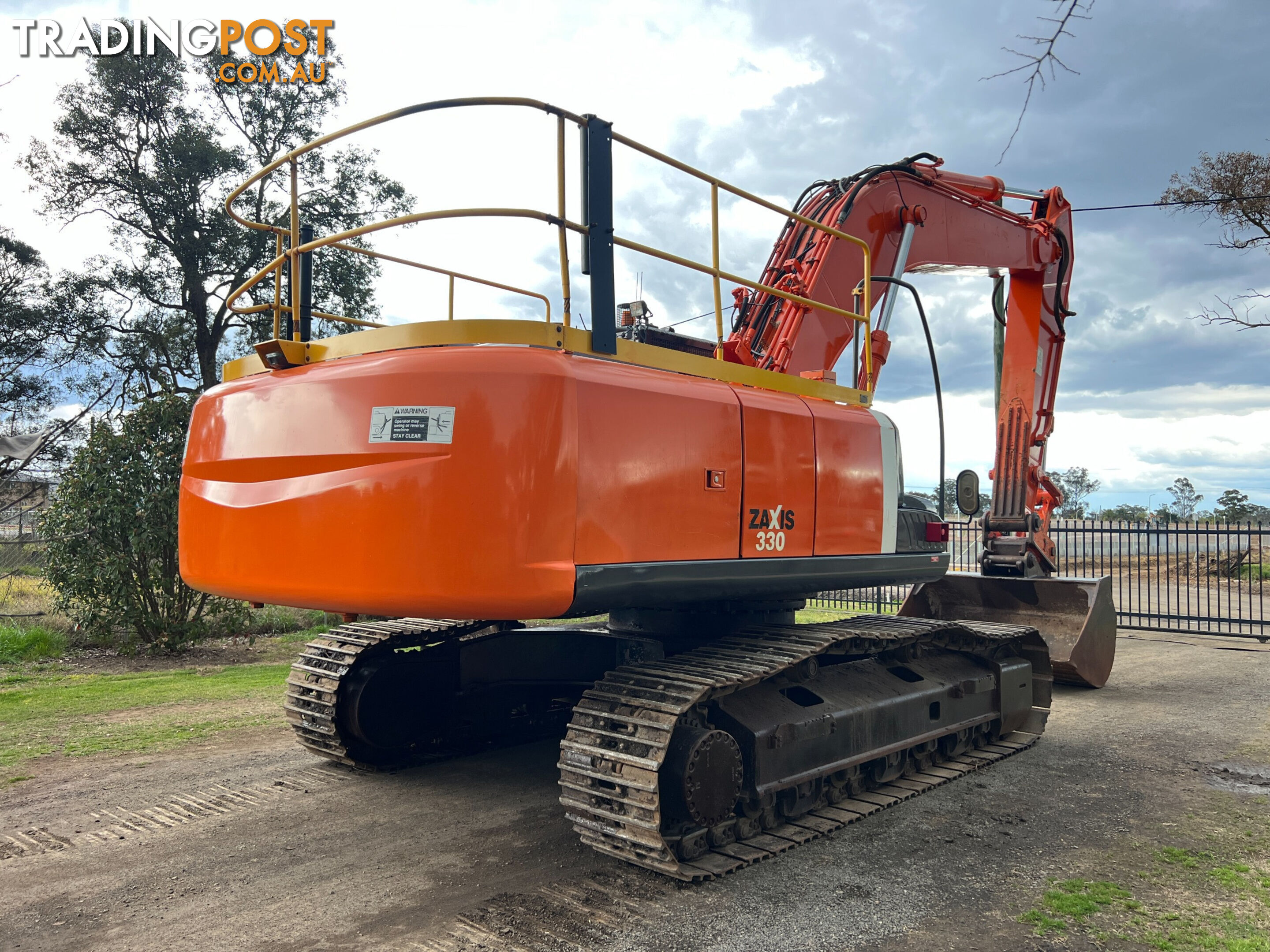 Hitachi ZX330 Tracked-Excav Excavator