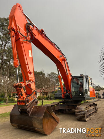 Hitachi ZX330 Tracked-Excav Excavator