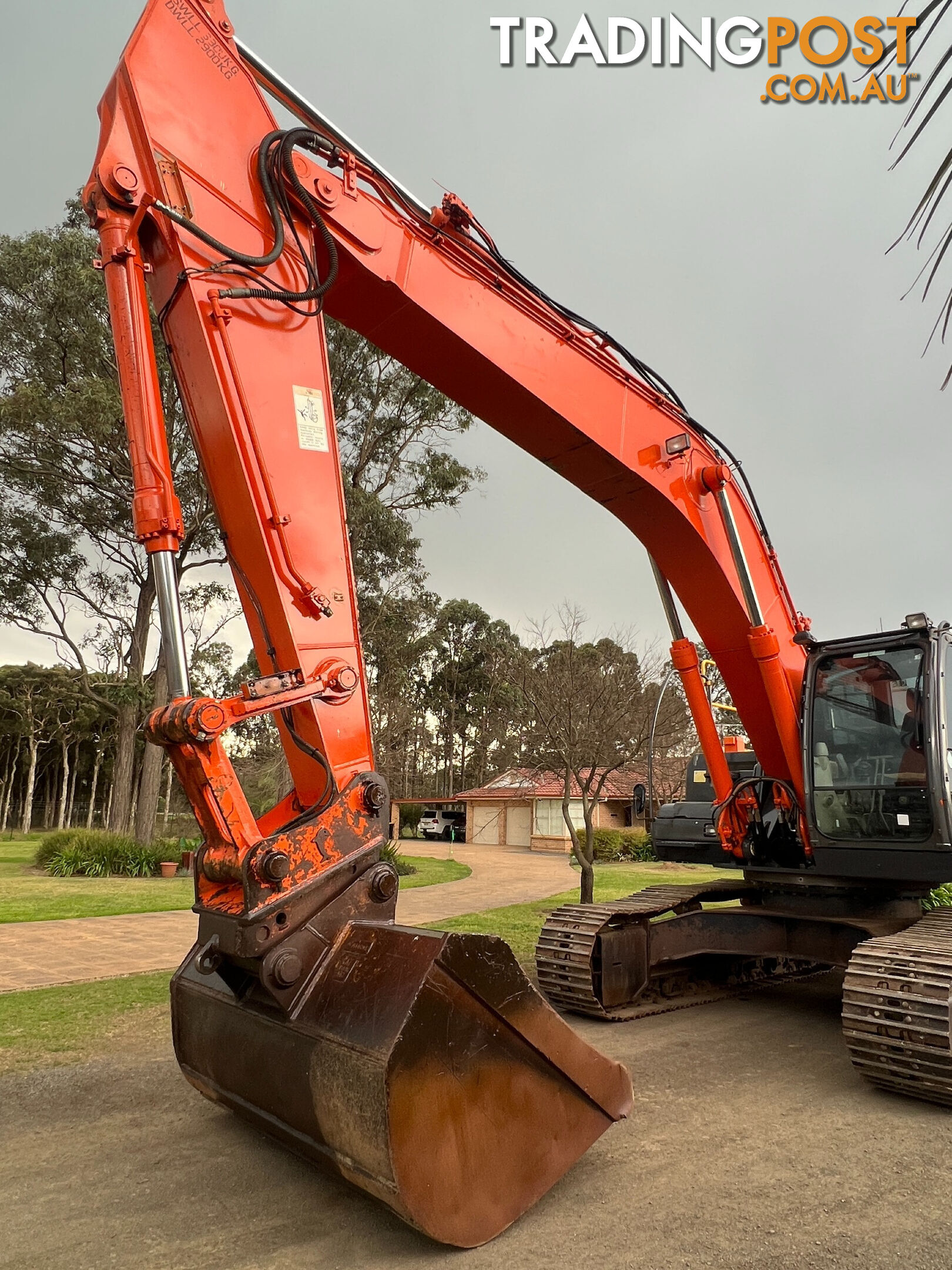 Hitachi ZX330 Tracked-Excav Excavator