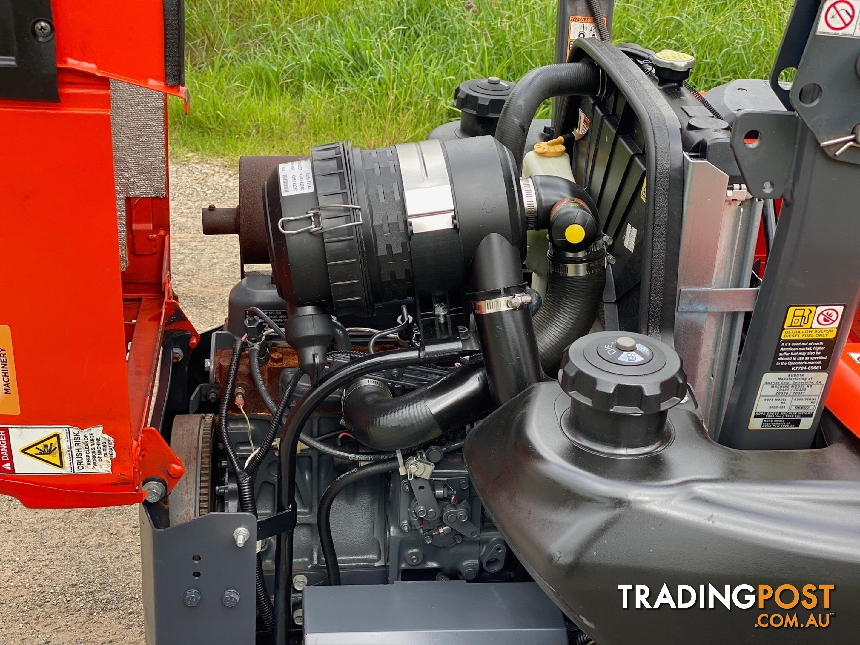 Kubota ZD326 Zero Turn Lawn Equipment