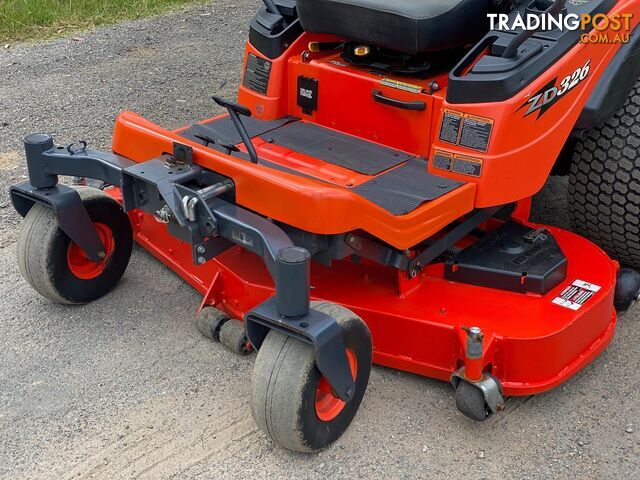 Kubota ZD326 Zero Turn Lawn Equipment