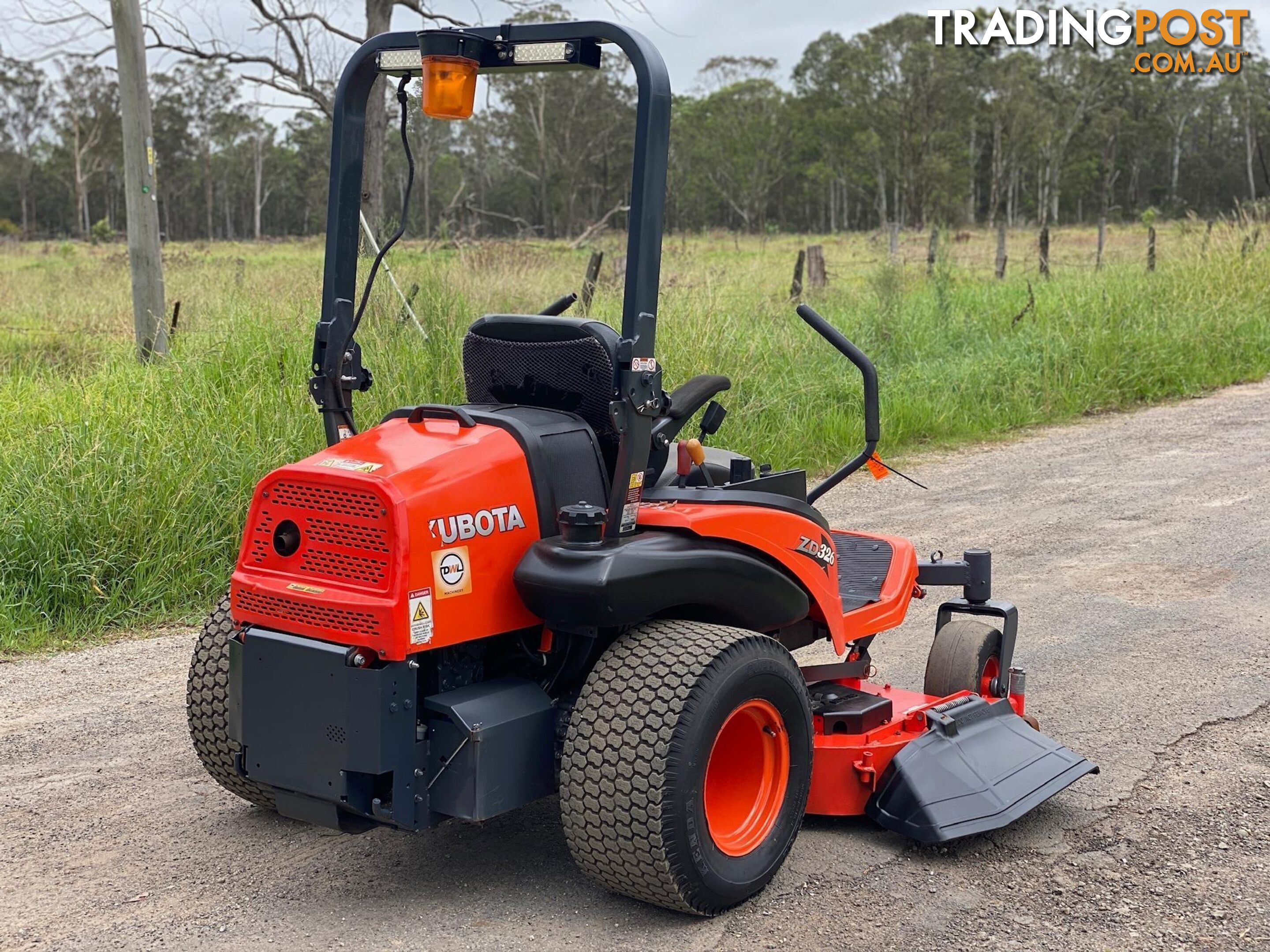 Kubota ZD326 Zero Turn Lawn Equipment