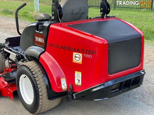 Toro Groundsmaster 7210 Zero Turn Lawn Equipment