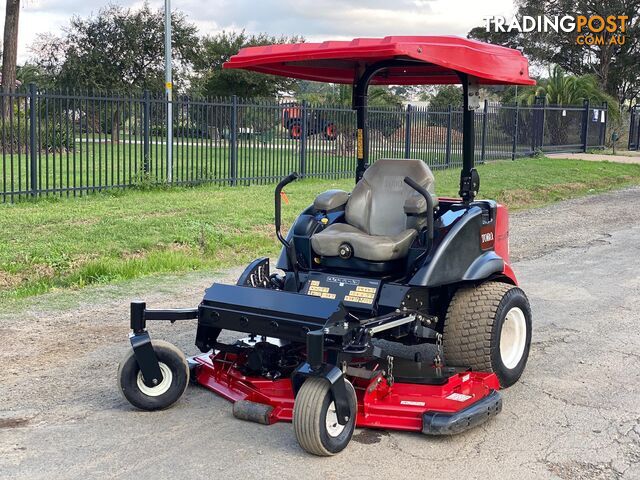 Toro Groundsmaster 7210 Zero Turn Lawn Equipment