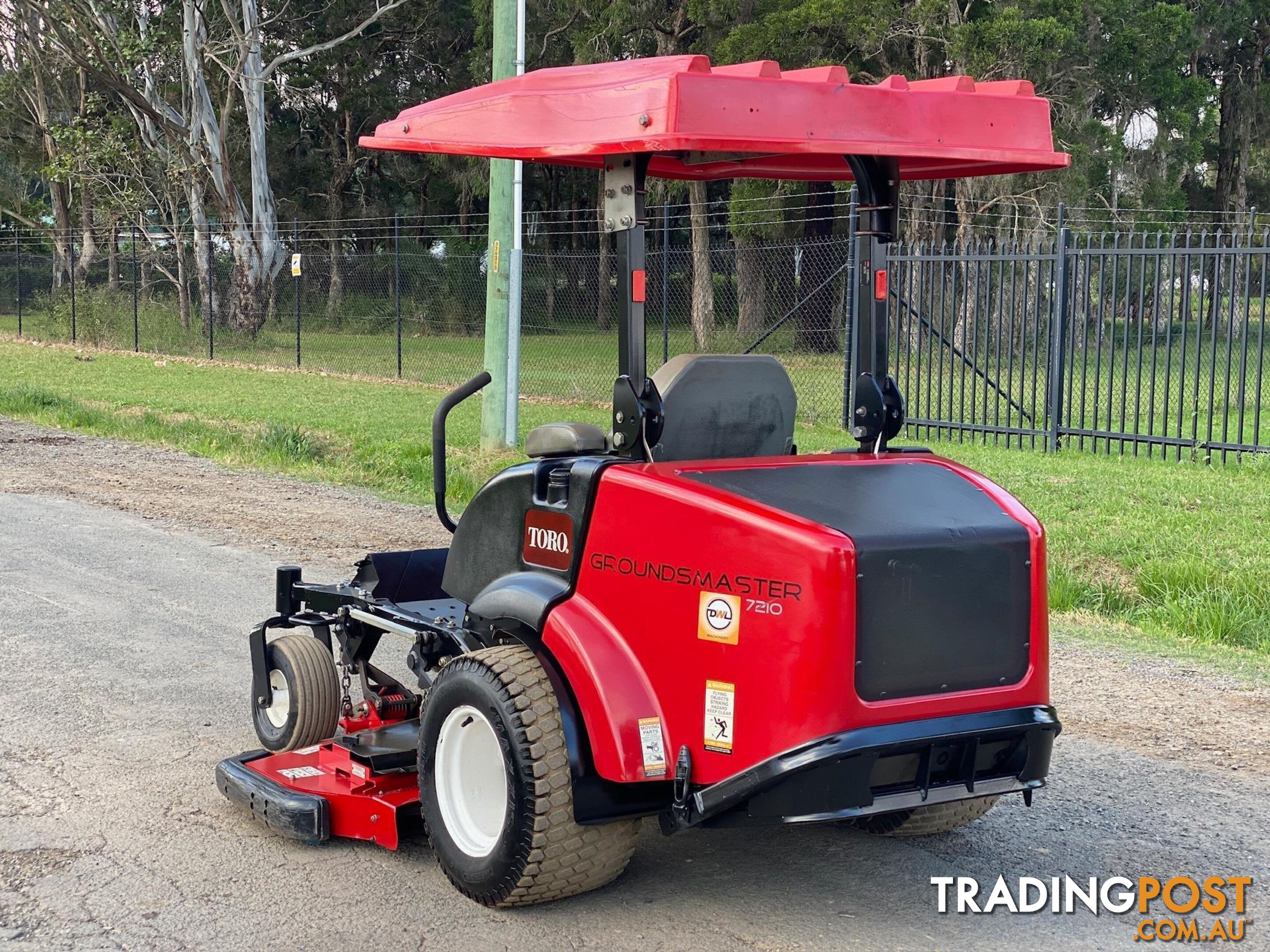 Toro Groundsmaster 7210 Zero Turn Lawn Equipment