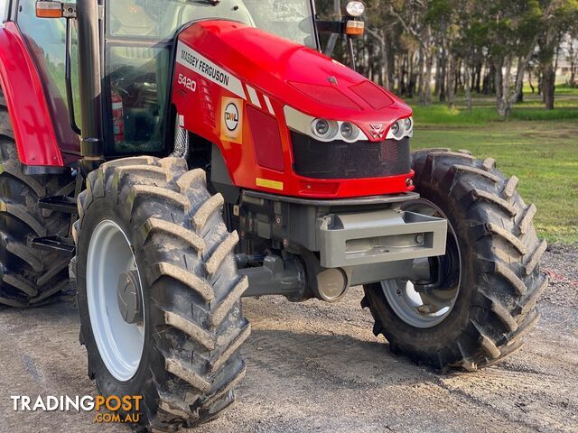 Massey Ferguson 5420 FWA/4WD Tractor