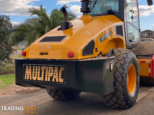 Multipac SSR180 Vibrating Roller Roller/Compacting
