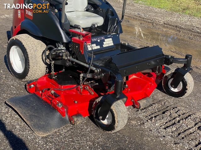 Toro Groundsmaster 7210 Zero Turn Lawn Equipment
