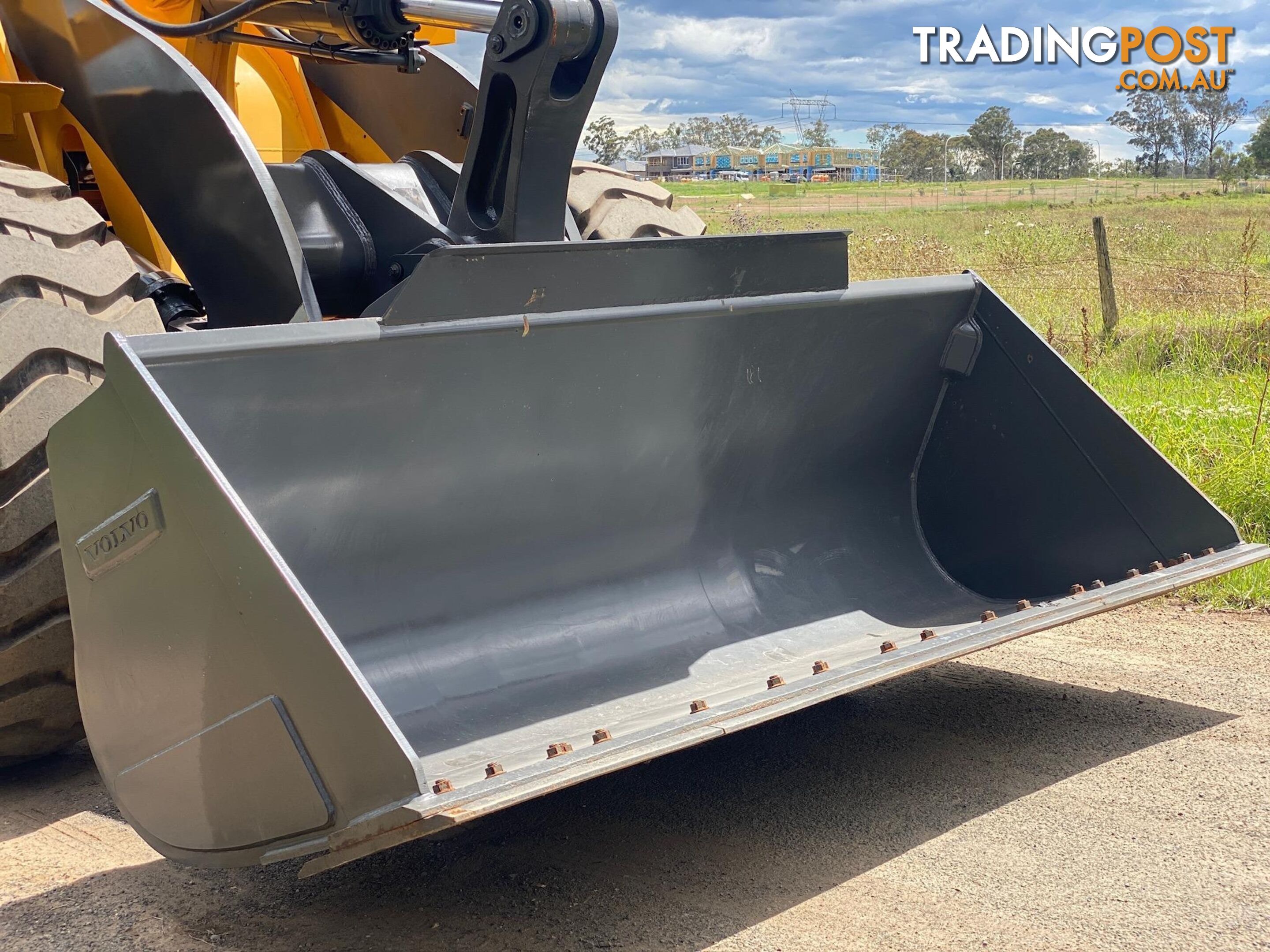 Volvo L105 Loader/Tool Carrier Loader