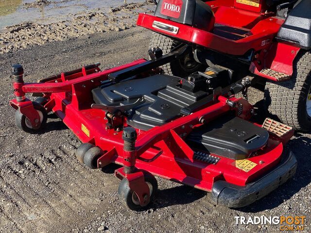 Toro 3200 Front Deck Lawn Equipment