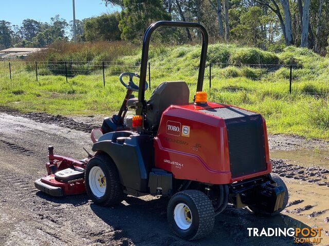 Toro 3200 Front Deck Lawn Equipment