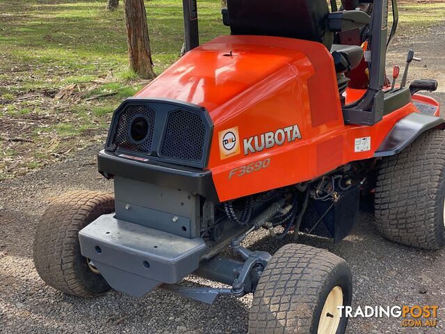 Kubota F3690 Front Deck Lawn Equipment