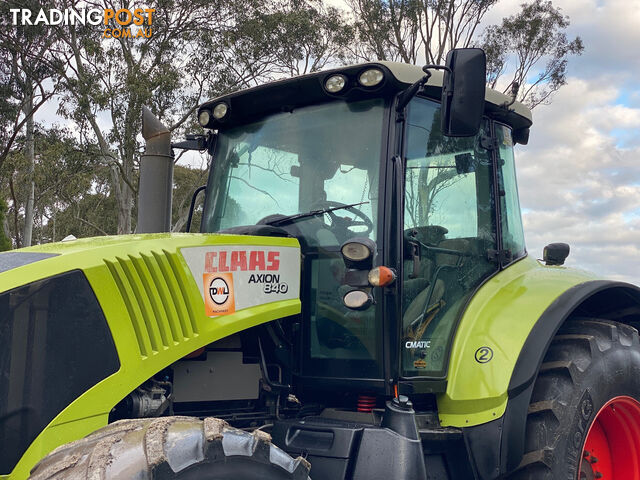 Claas Axion 840 FWA/4WD Tractor