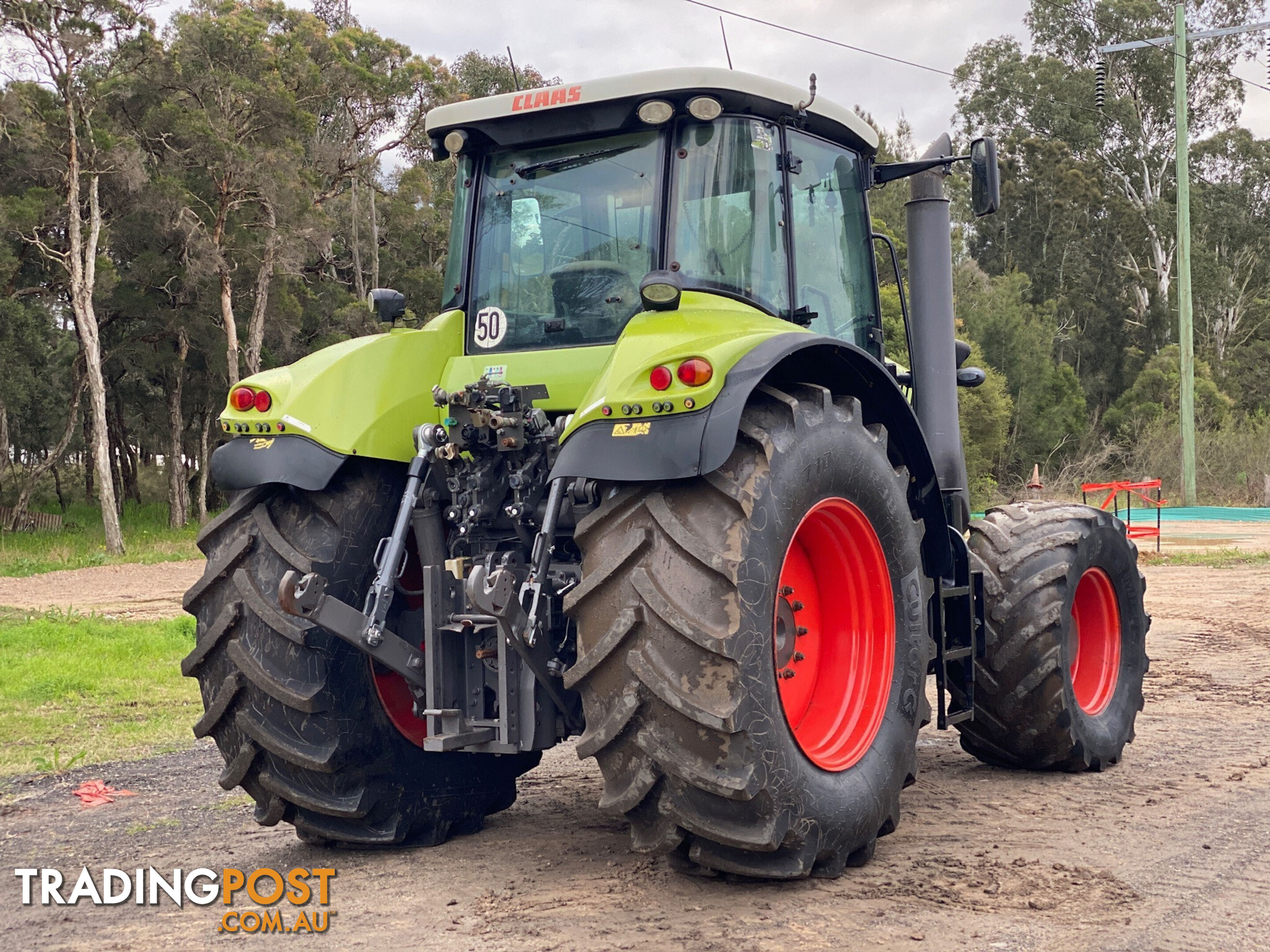 Claas Axion 840 FWA/4WD Tractor