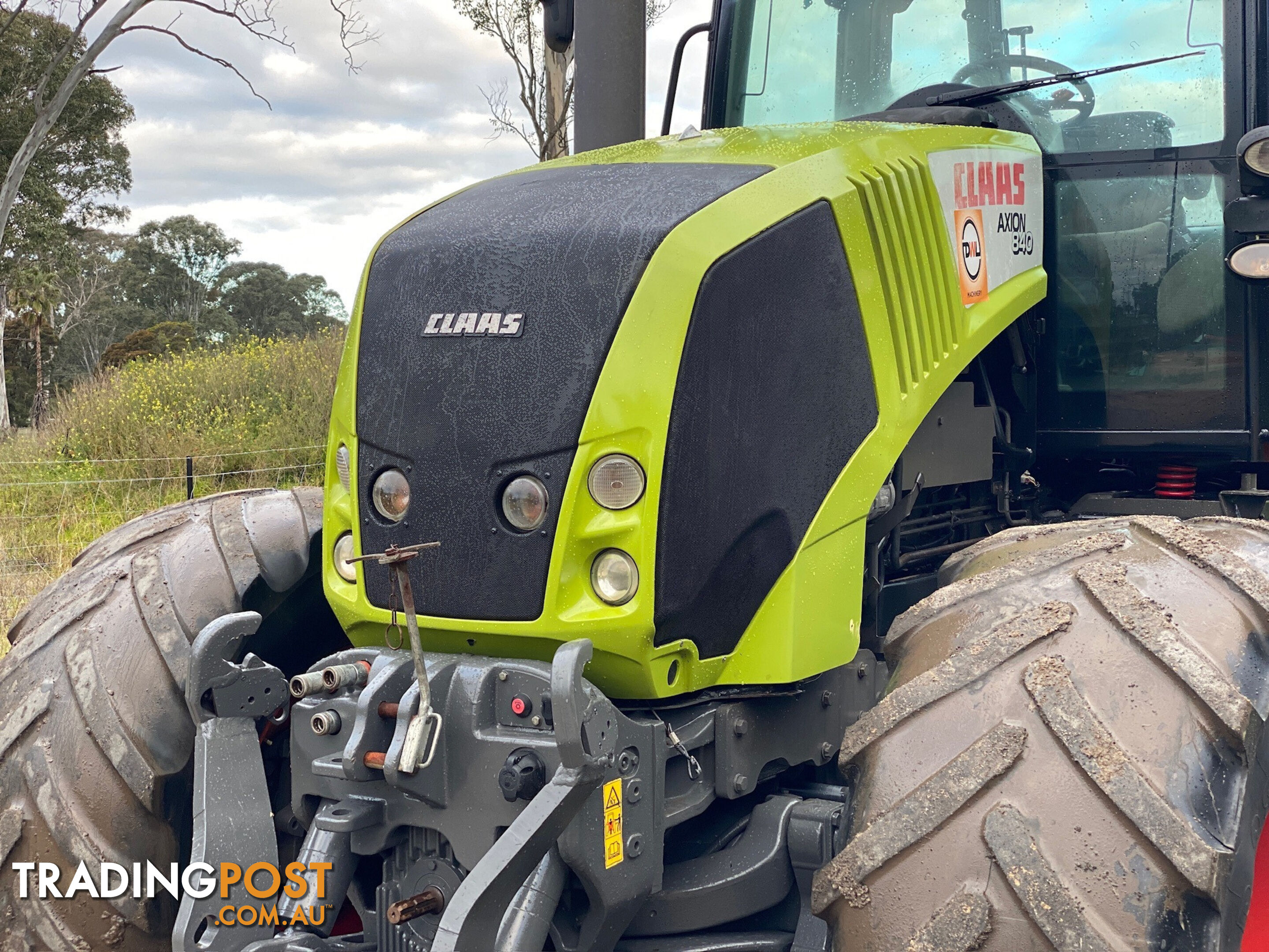 Claas Axion 840 FWA/4WD Tractor