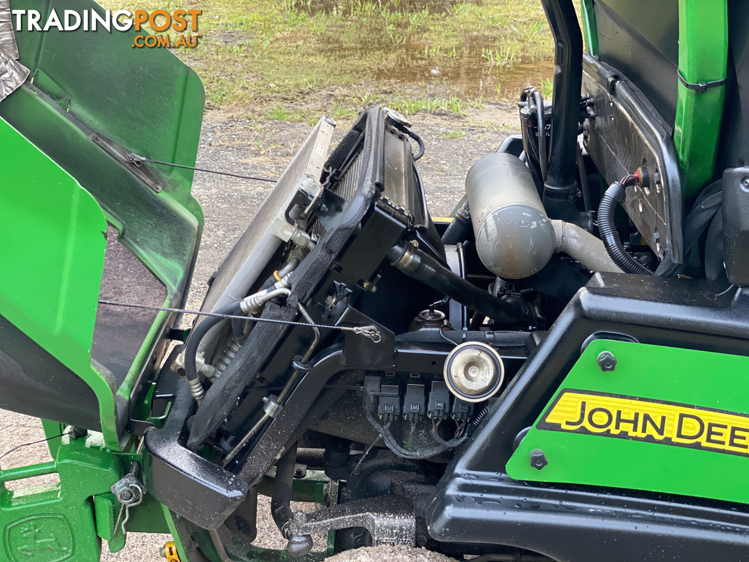 John Deere 1585 Front Deck Lawn Equipment