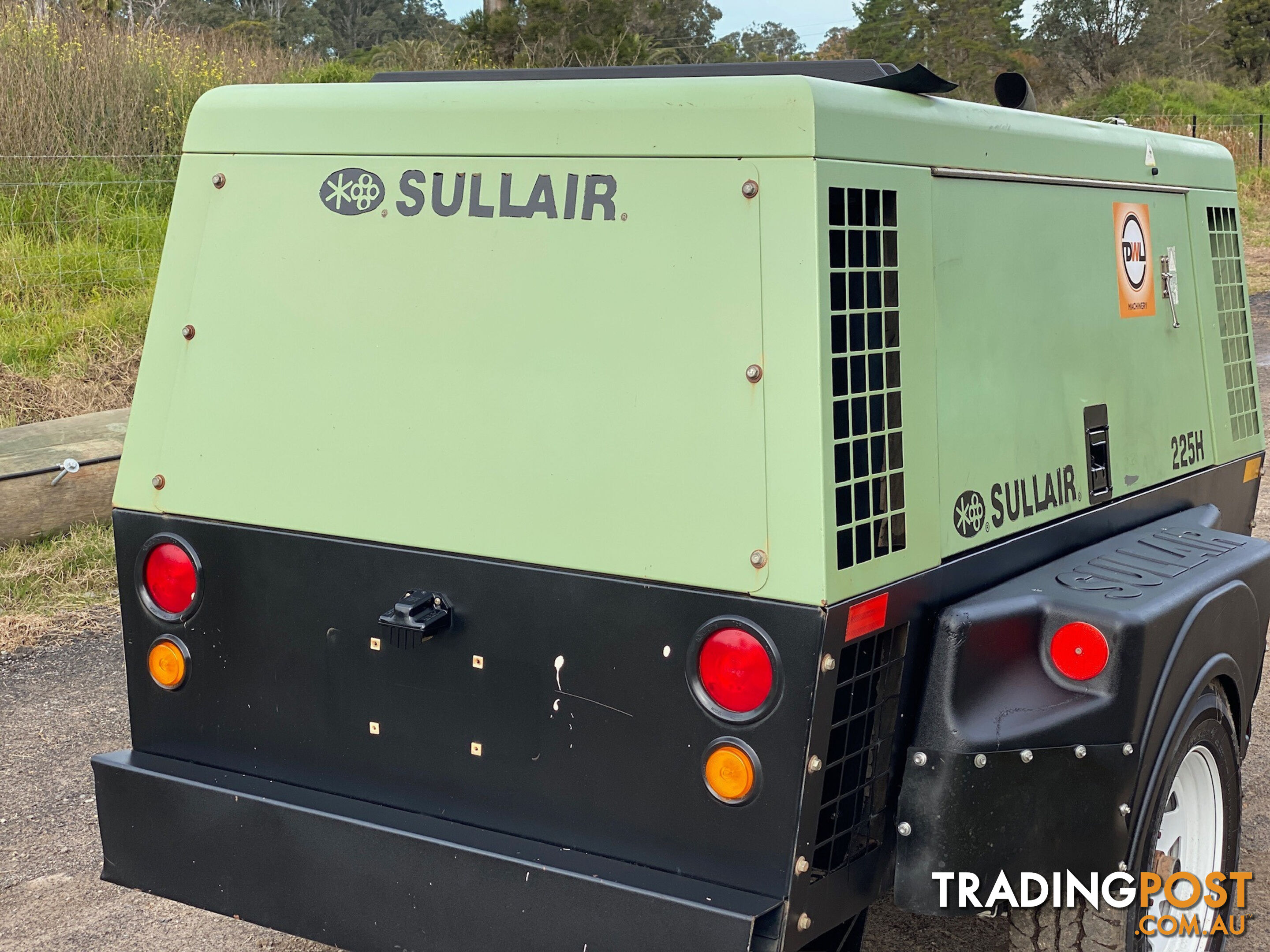 Sullair 225H Diesel Compressor