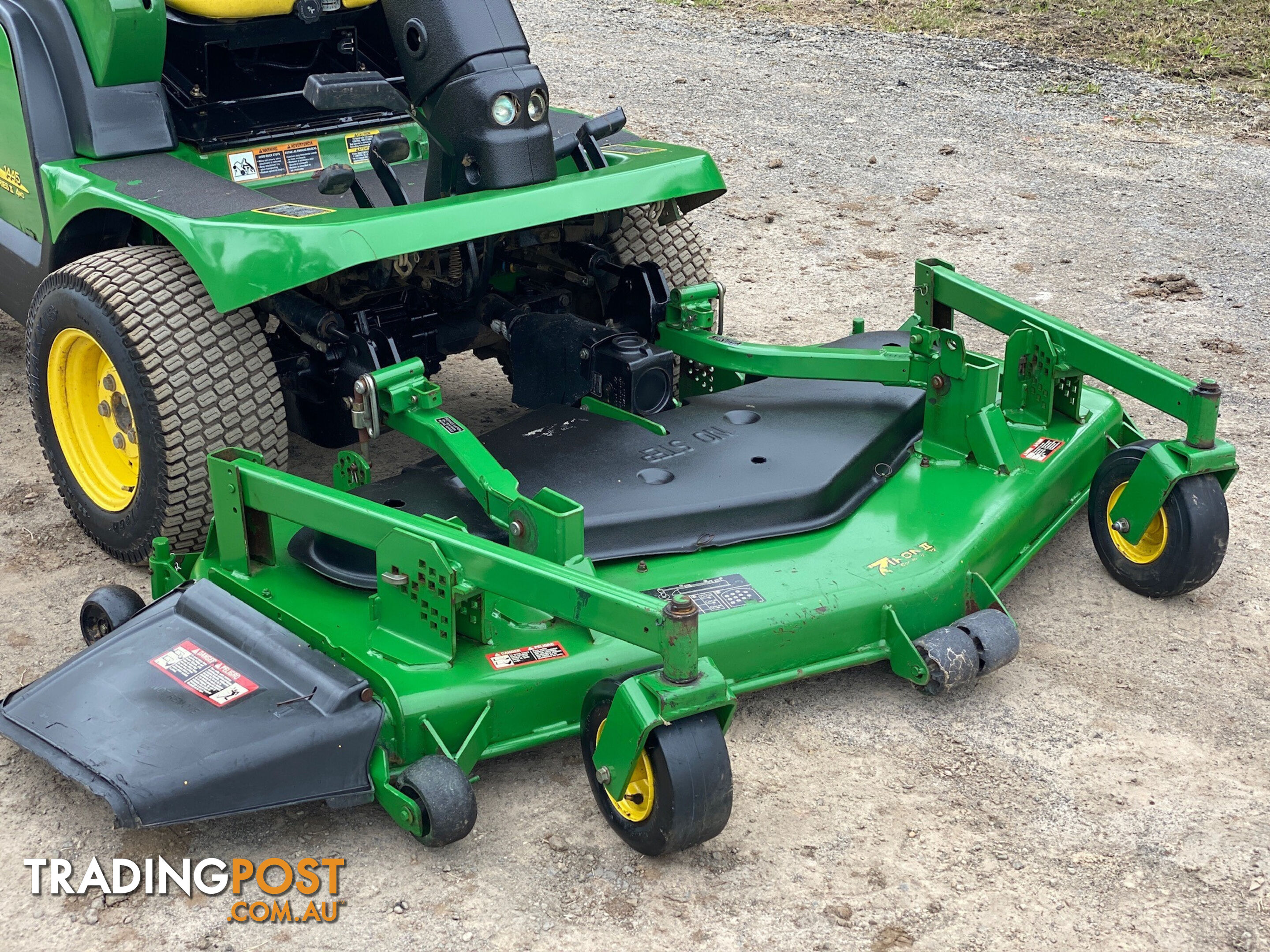 John Deere 1445 Front Deck Lawn Equipment