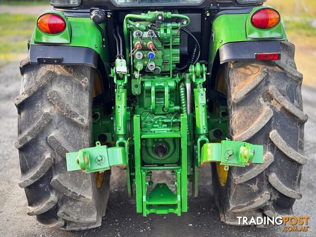 John Deere 5100 FWA/4WD Tractor