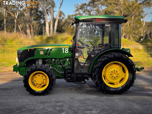 John Deere 5100 FWA/4WD Tractor