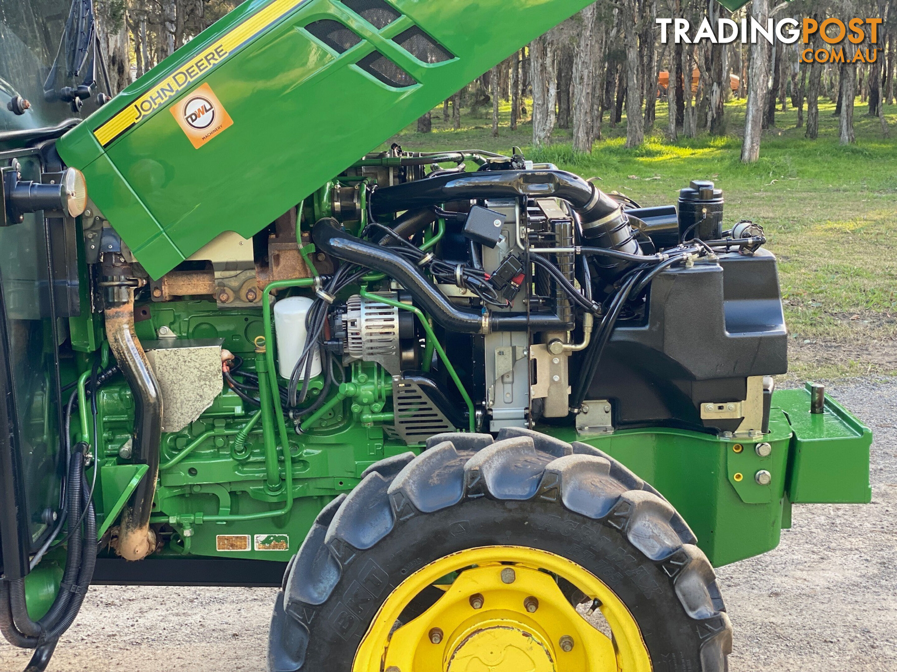 John Deere 5100 FWA/4WD Tractor