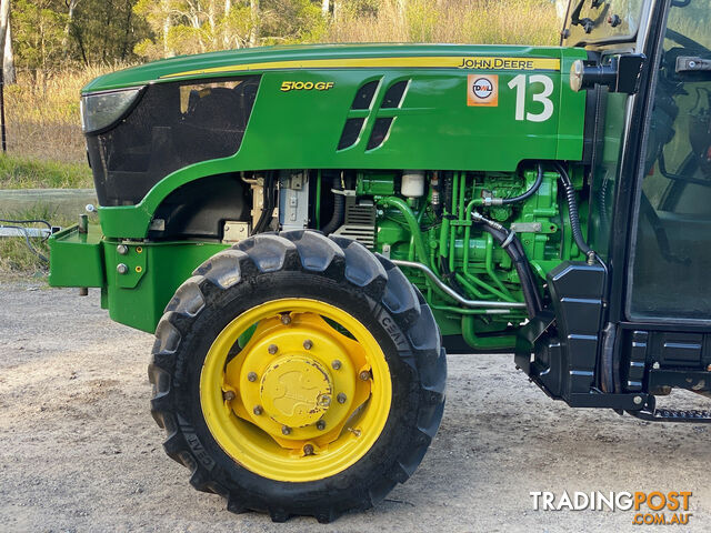 John Deere 5100 FWA/4WD Tractor