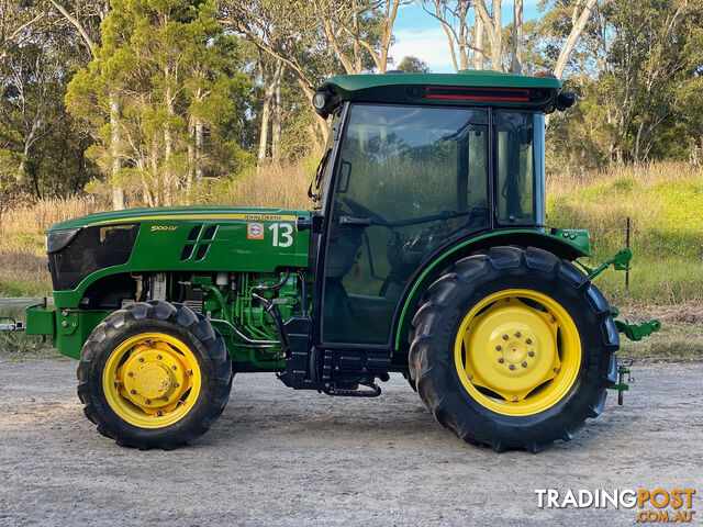 John Deere 5100 FWA/4WD Tractor