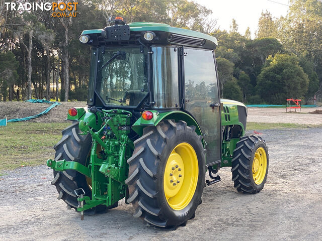 John Deere 5100 FWA/4WD Tractor