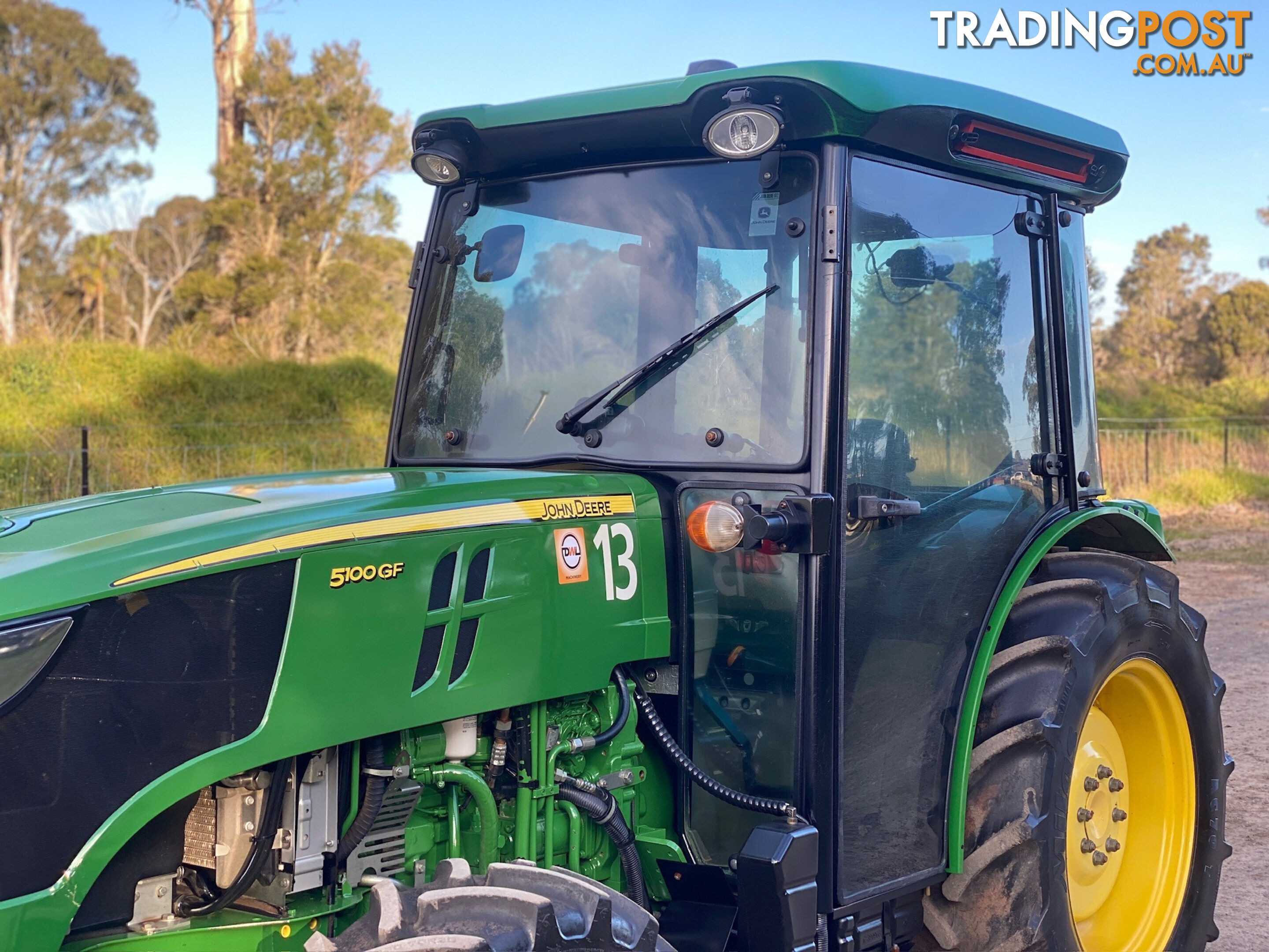 John Deere 5100 FWA/4WD Tractor