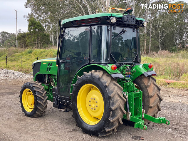 John Deere 5100 FWA/4WD Tractor