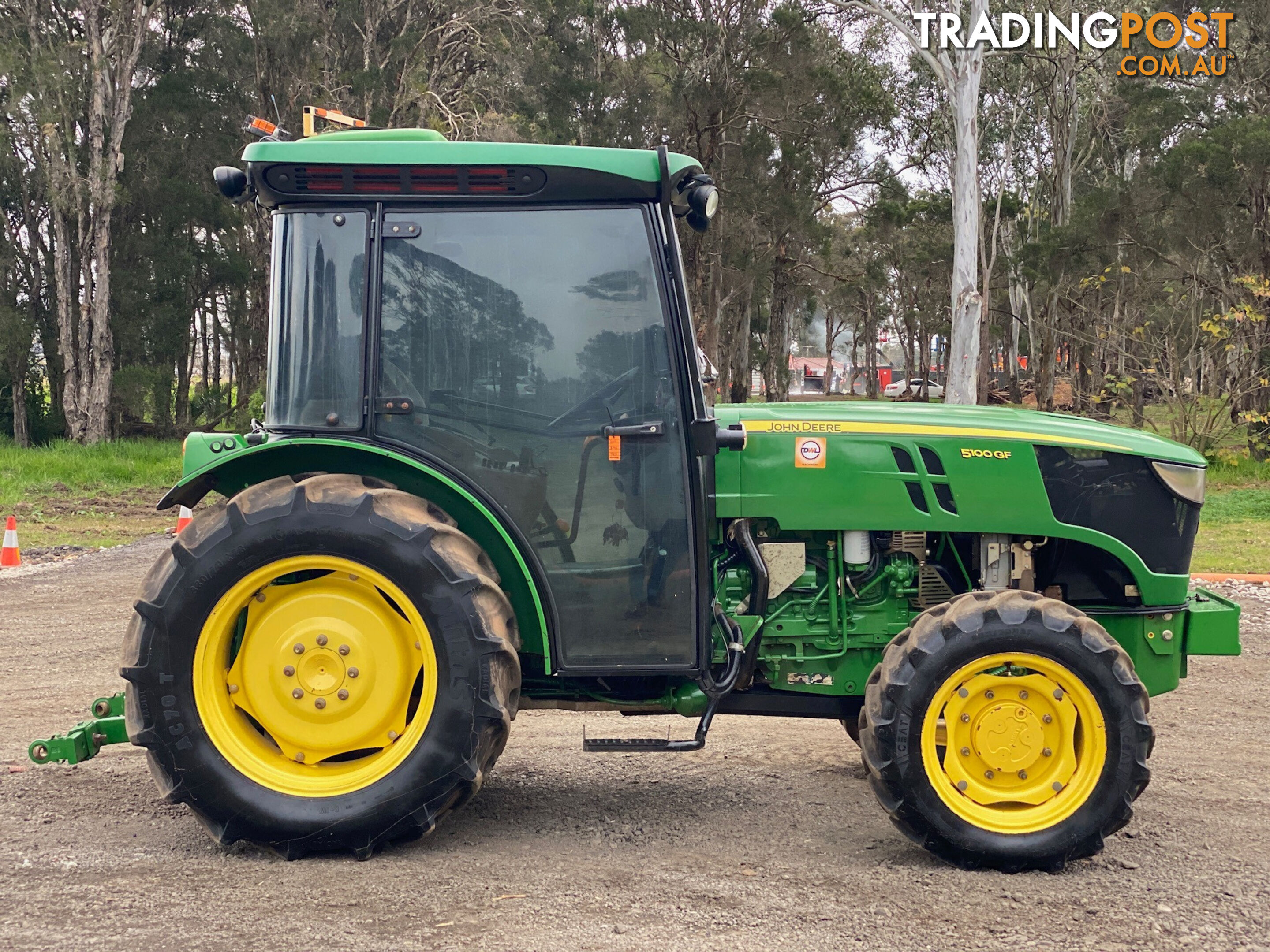 John Deere 5100 FWA/4WD Tractor