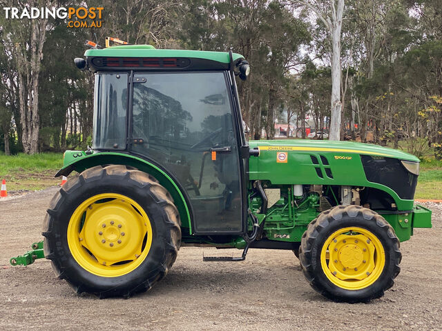 John Deere 5100 FWA/4WD Tractor