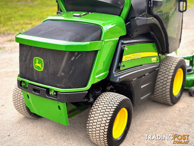 John Deere 1585 Front Deck Lawn Equipment