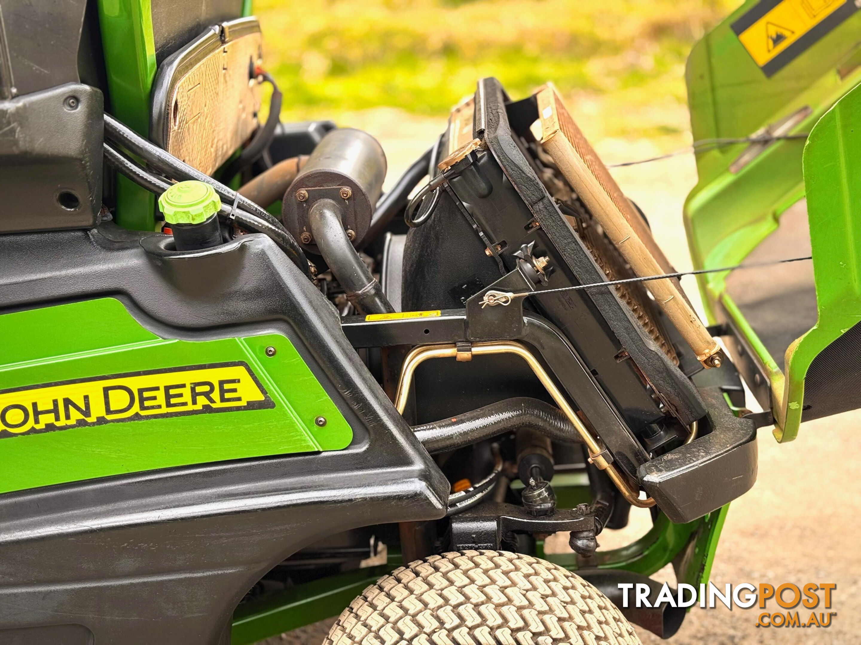 John Deere 1585 Front Deck Lawn Equipment