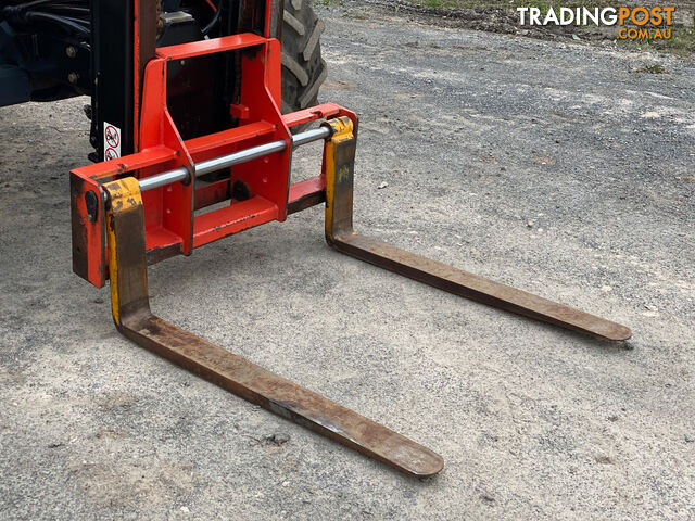 Kubota M8540 FWA/4WD Tractor