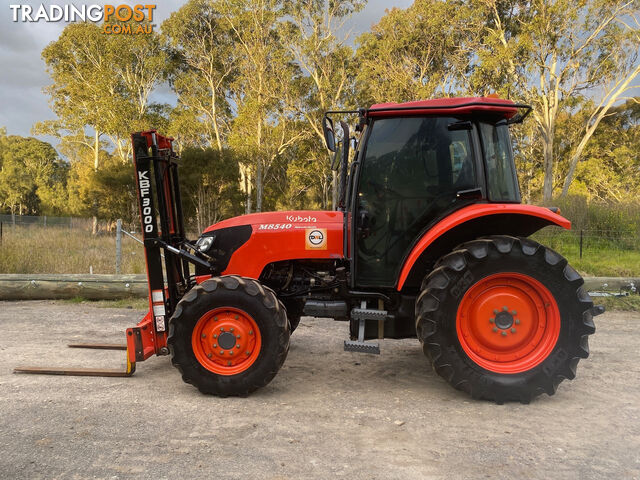 Kubota M8540 FWA/4WD Tractor