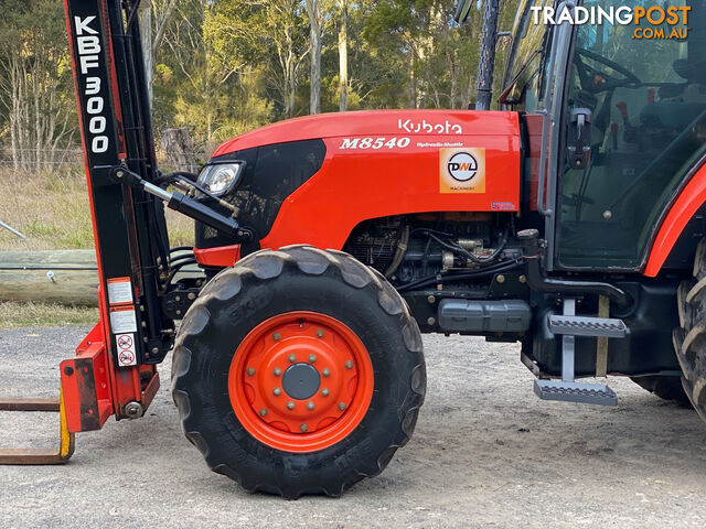 Kubota M8540 FWA/4WD Tractor