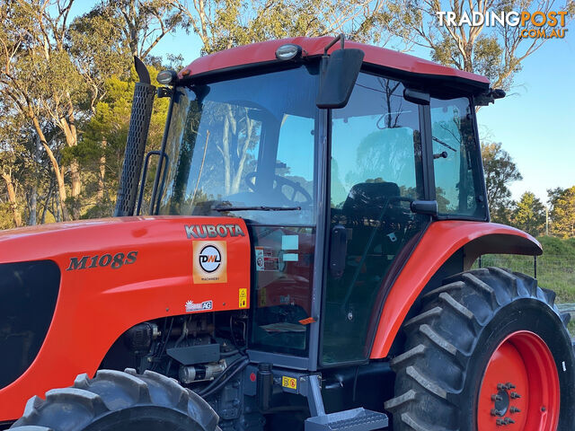 Kubota M108 FWA/4WD Tractor