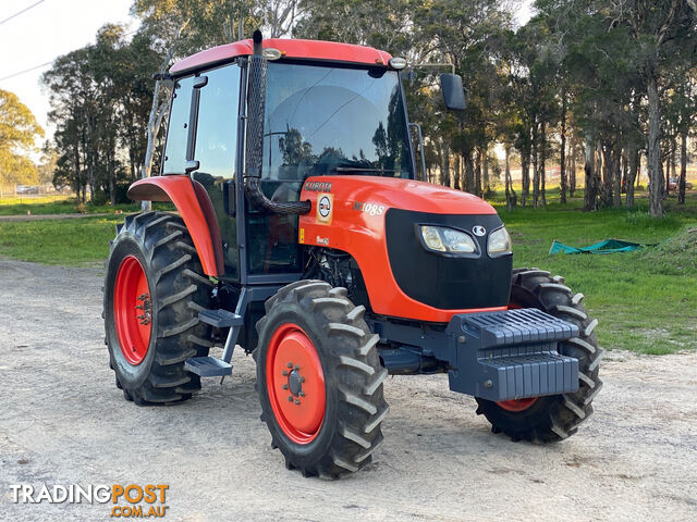 Kubota M108 FWA/4WD Tractor